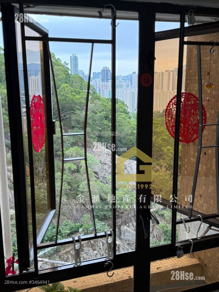 凤德邨 售盘 2 房 , 1 浴室 445 平方尺