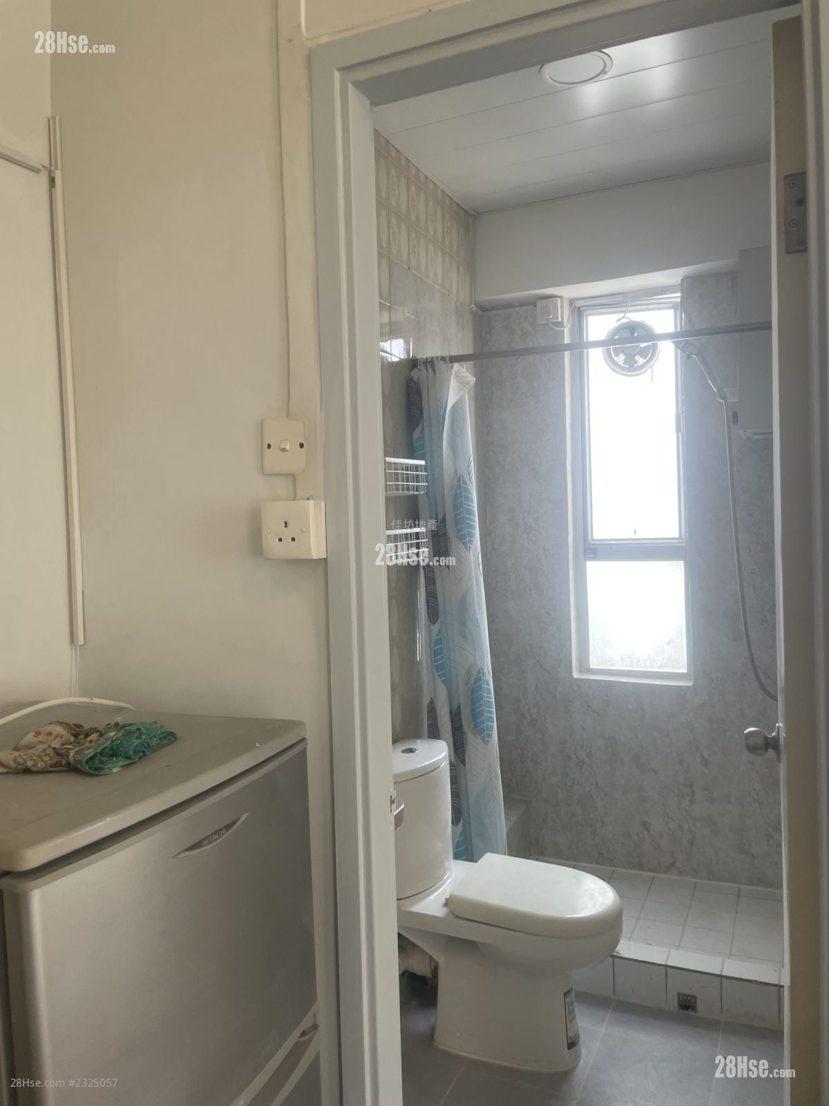 银辉大厦 售盘 1 房 , 1 浴室 255 平方尺