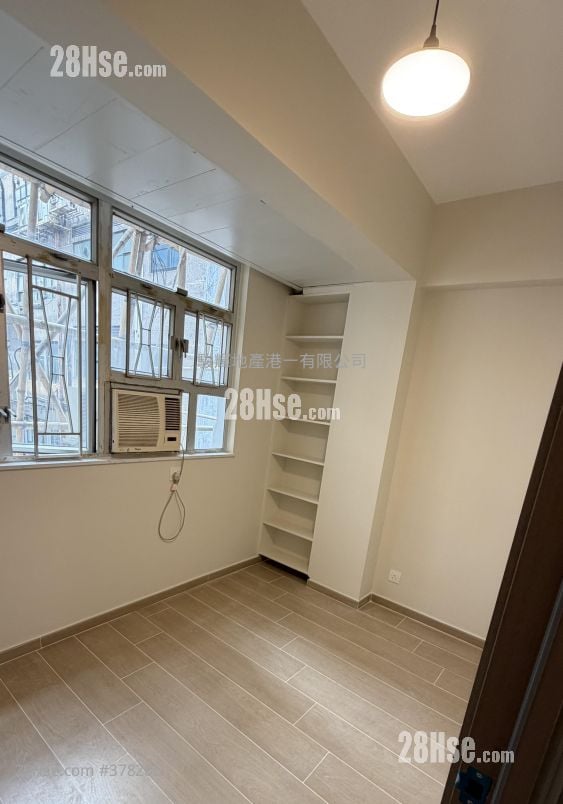 Yiu Kei Mansion Rental 3 Bedrooms , 2 Bathrooms 710 ft²