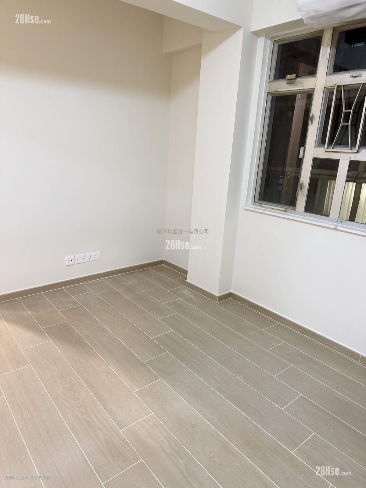 Yiu Kei Mansion Rental 3 Bedrooms , 2 Bathrooms 710 ft²