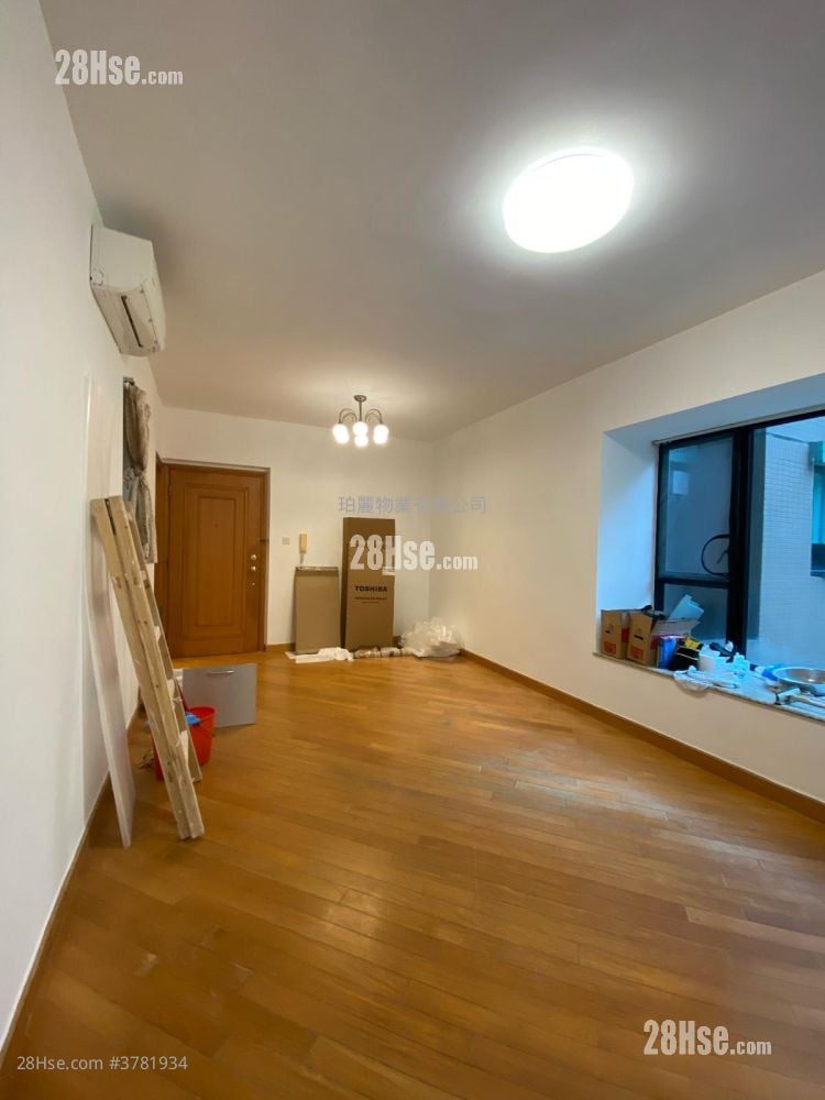 Park Island Sell 2 Bedrooms , 1 Bathroom 537 ft²