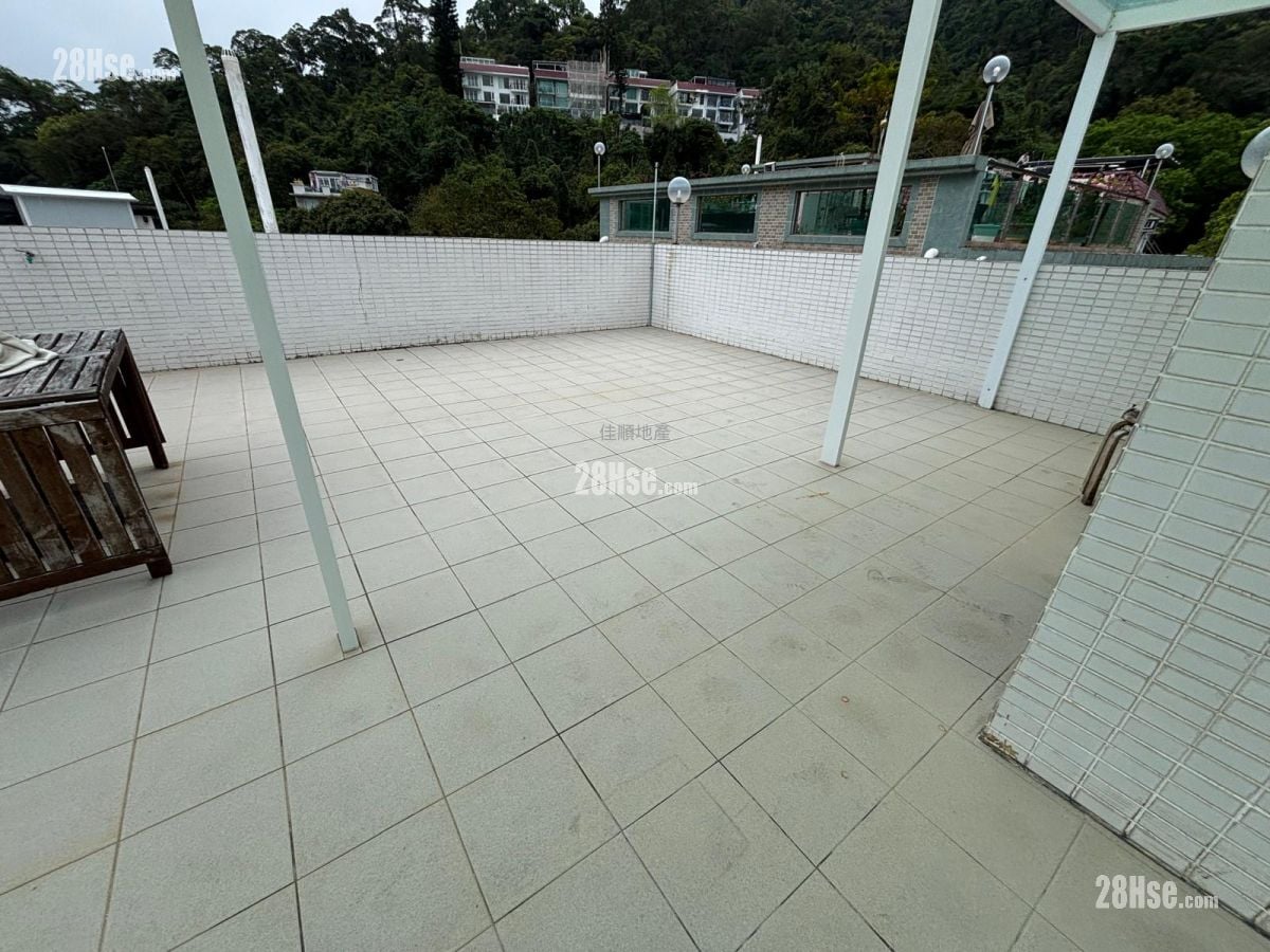 Village Rental 3 Bedrooms , 1 Bathroom