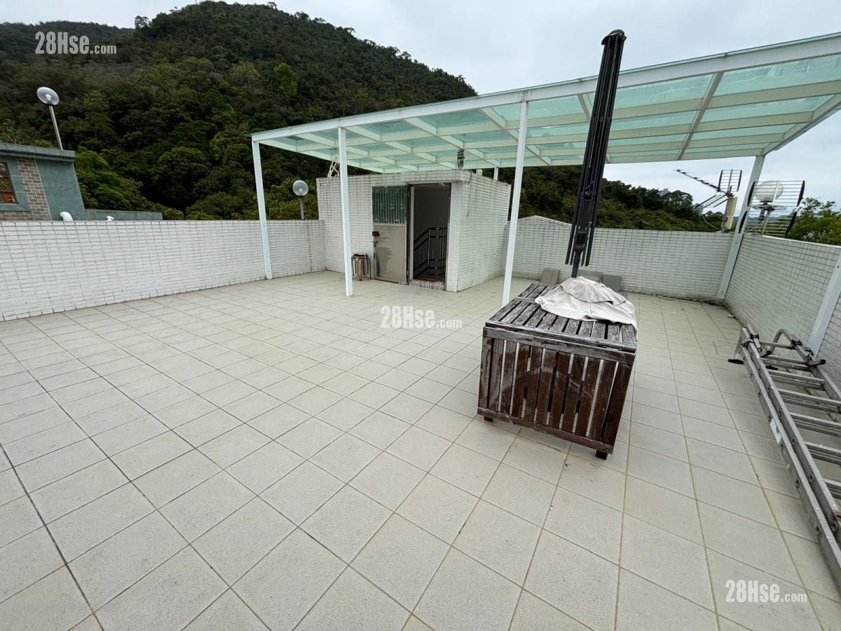 Village Rental 3 Bedrooms , 1 Bathroom