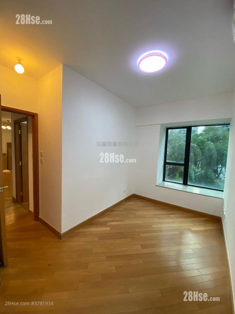 Park Island Sell 2 Bedrooms , 1 Bathroom 537 ft²