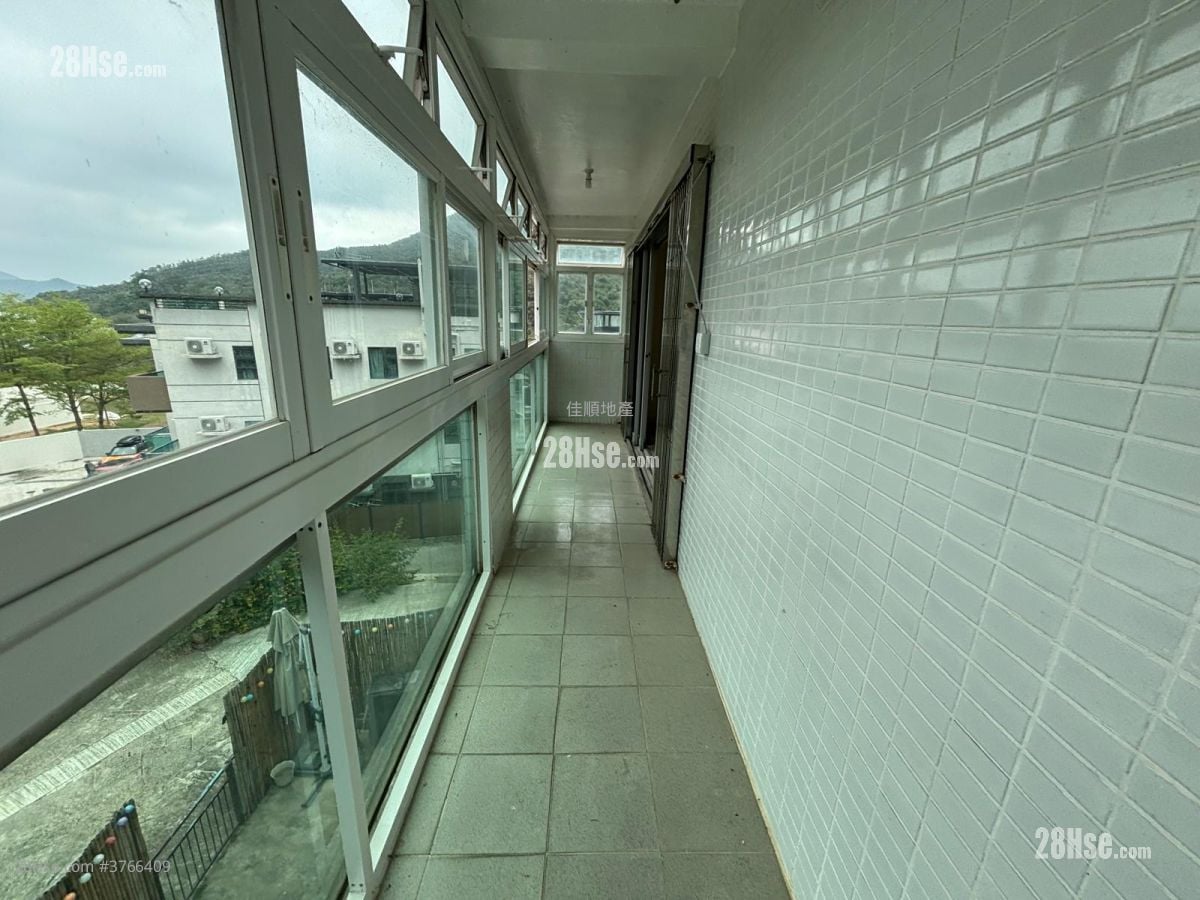 Village Rental 3 Bedrooms , 1 Bathroom