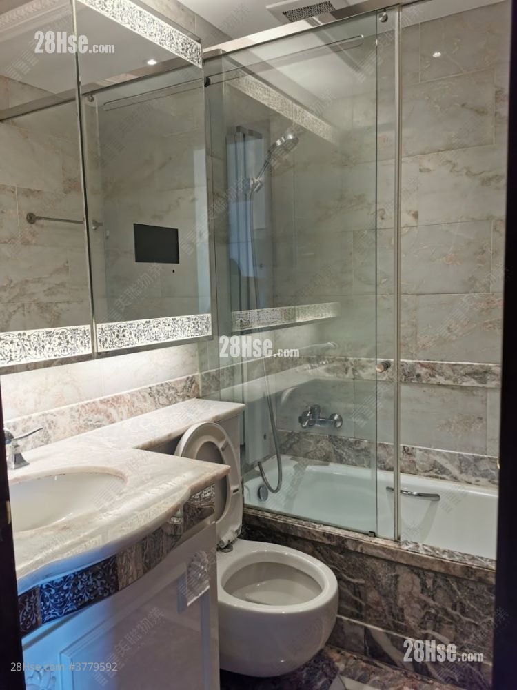 The Coronation Sell 323 ft²