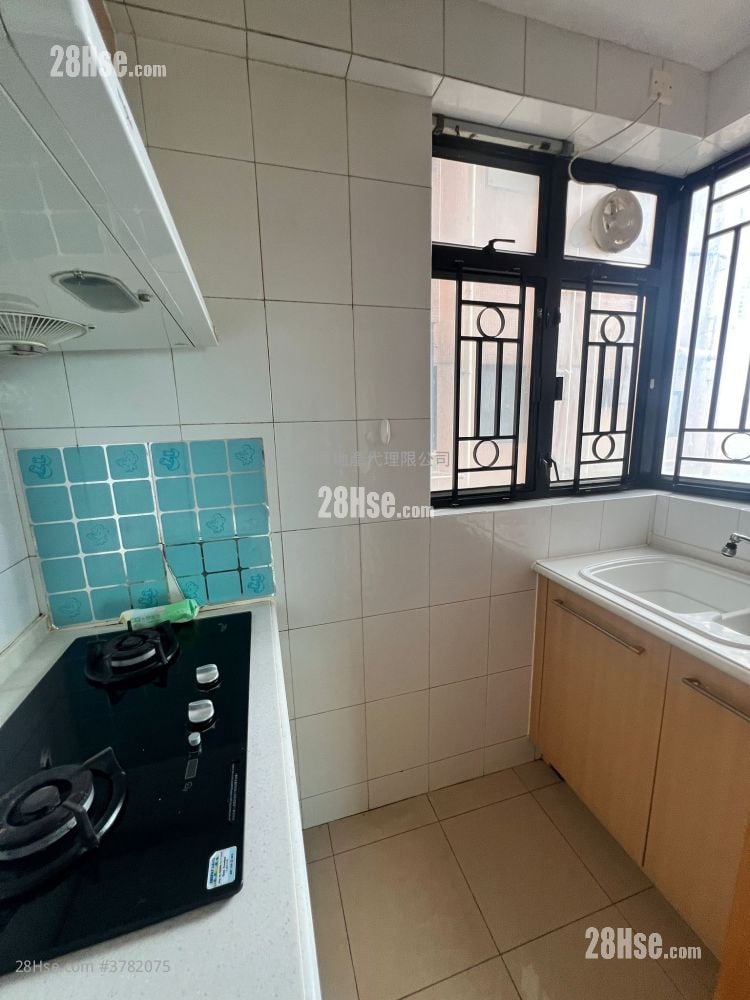 Villa By The Park Sell 2 Bedrooms , 1 Bathroom 398 ft²