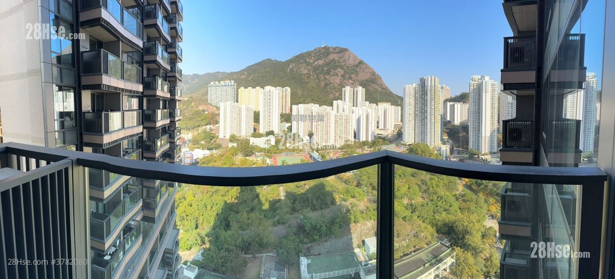 Uptown East Rental 2 Bedrooms 470 ft²