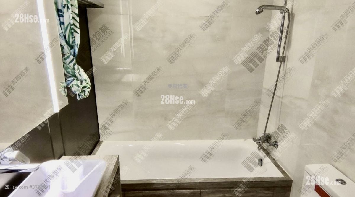 Ocean Pride Sell 2 Bedrooms , 1 Bathroom 530 ft²