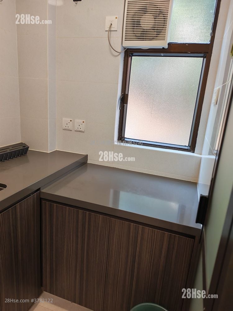 村屋 租盘 2 房 , 1 浴室 350 平方尺