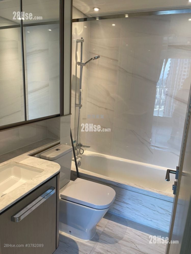 Marini 售盘 1 房 , 1 浴室 379 平方尺