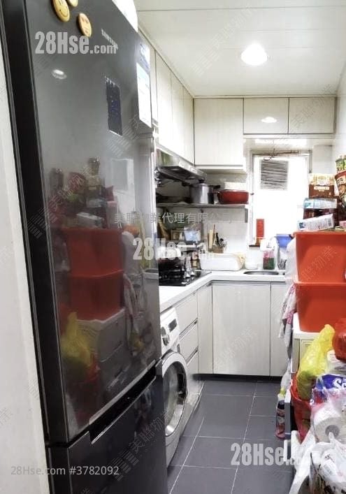 Beverly Garden Sell 2 Bedrooms , 1 Bathroom 431 ft²