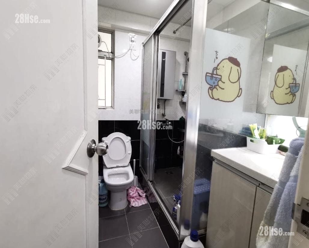 Beverly Garden Sell 2 Bedrooms , 1 Bathroom 431 ft²