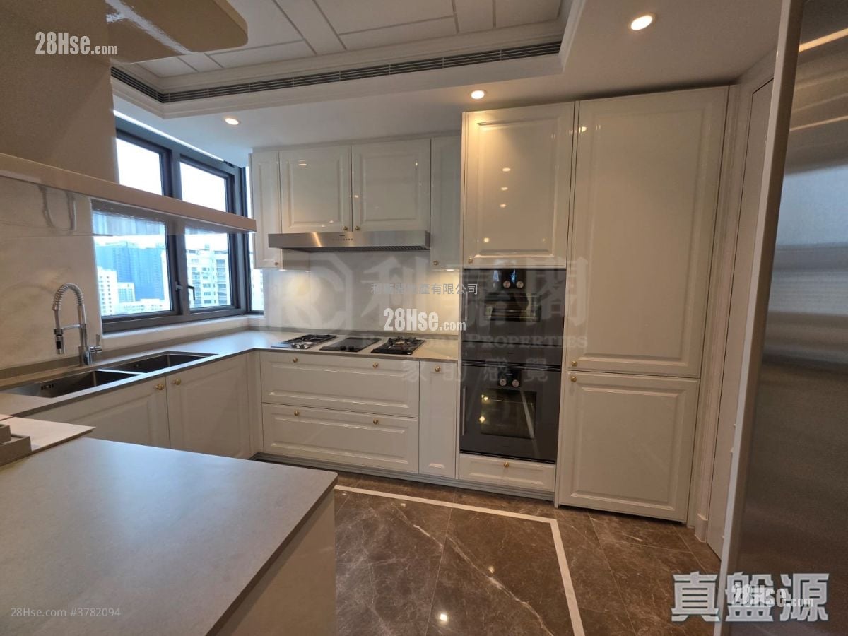 St. George's Mansions 租盘 1,868 平方尺