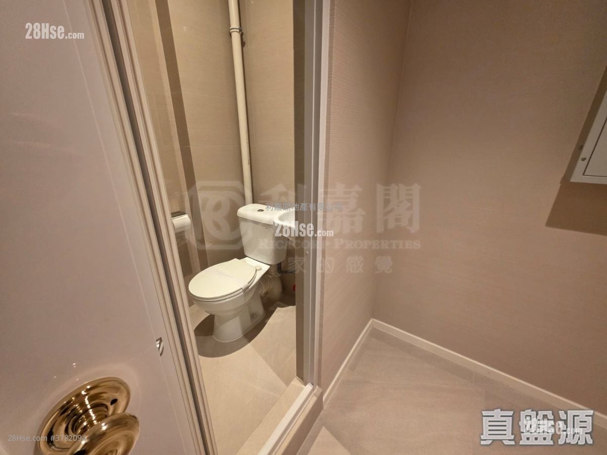 St. George's Mansions 租盘 1,868 平方尺