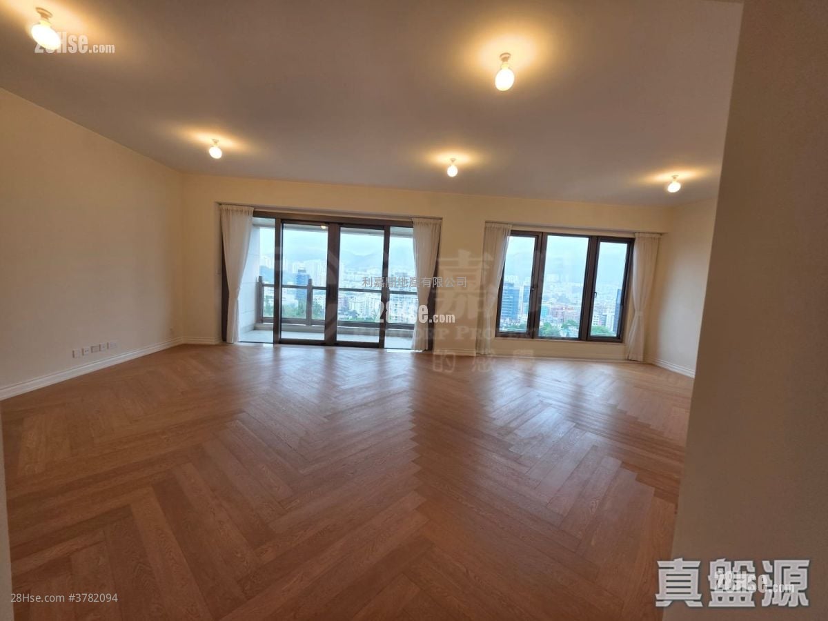 St. George's Mansions 租盘 1,868 平方尺