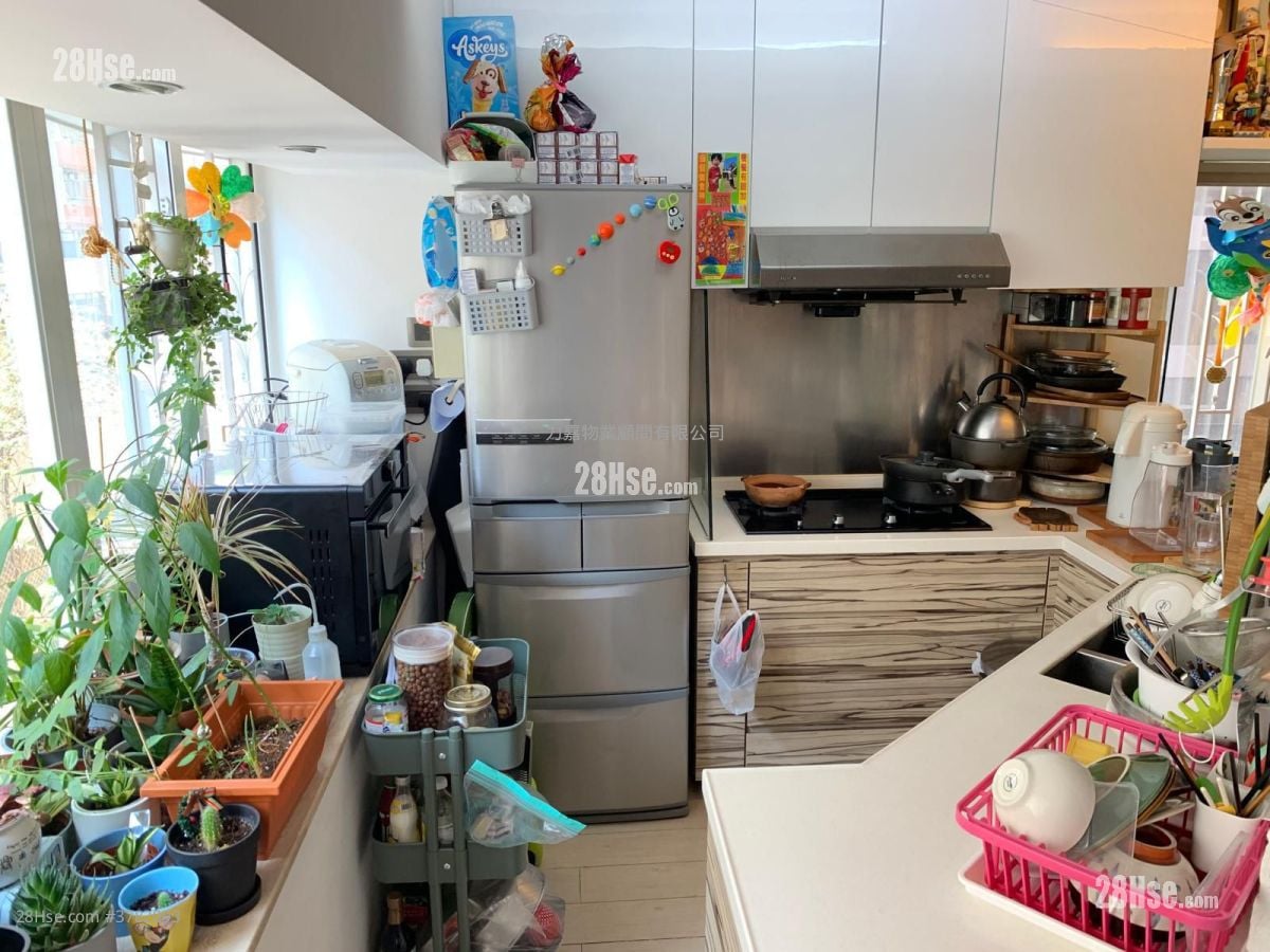 清华大厦 售盘 2 房 , 1 浴室 438 平方尺