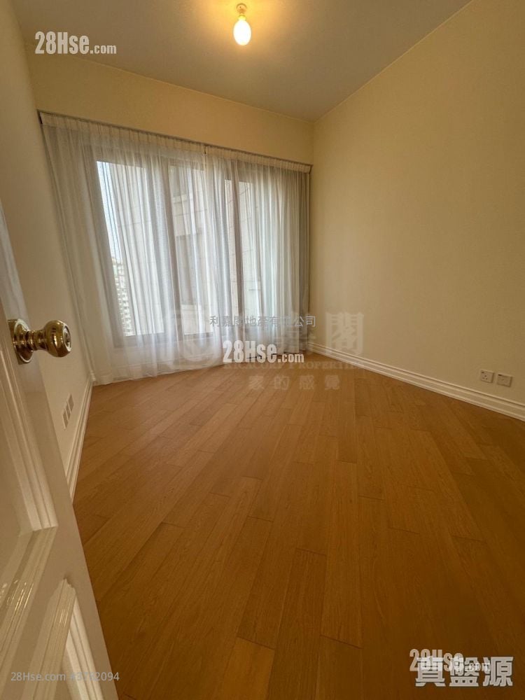 St. George's Mansions 租盘 1,868 平方尺