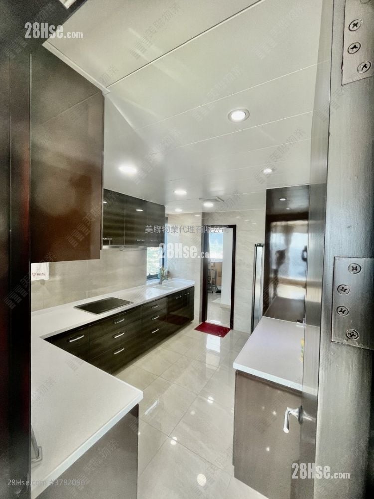 御凯 售盘 4 房 2,102 平方尺