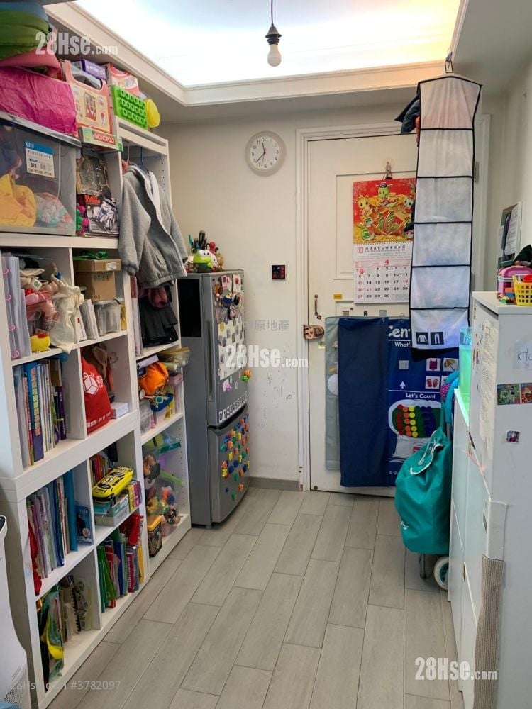 Lai Hung Garden Sell 2 Bedrooms 367 ft²