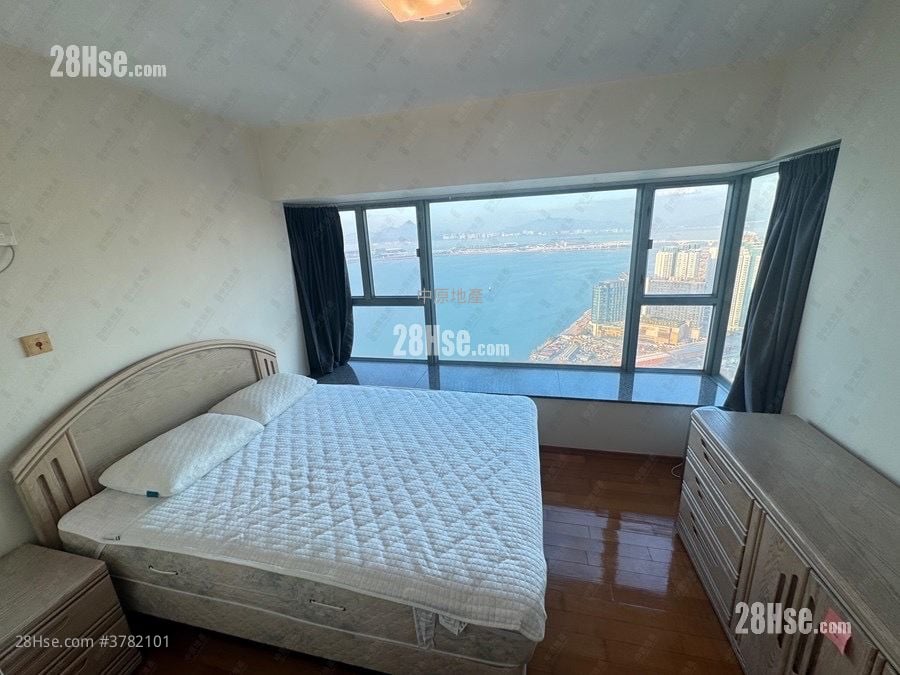 Seaview Crescent Sell 2 Bedrooms 579 ft²