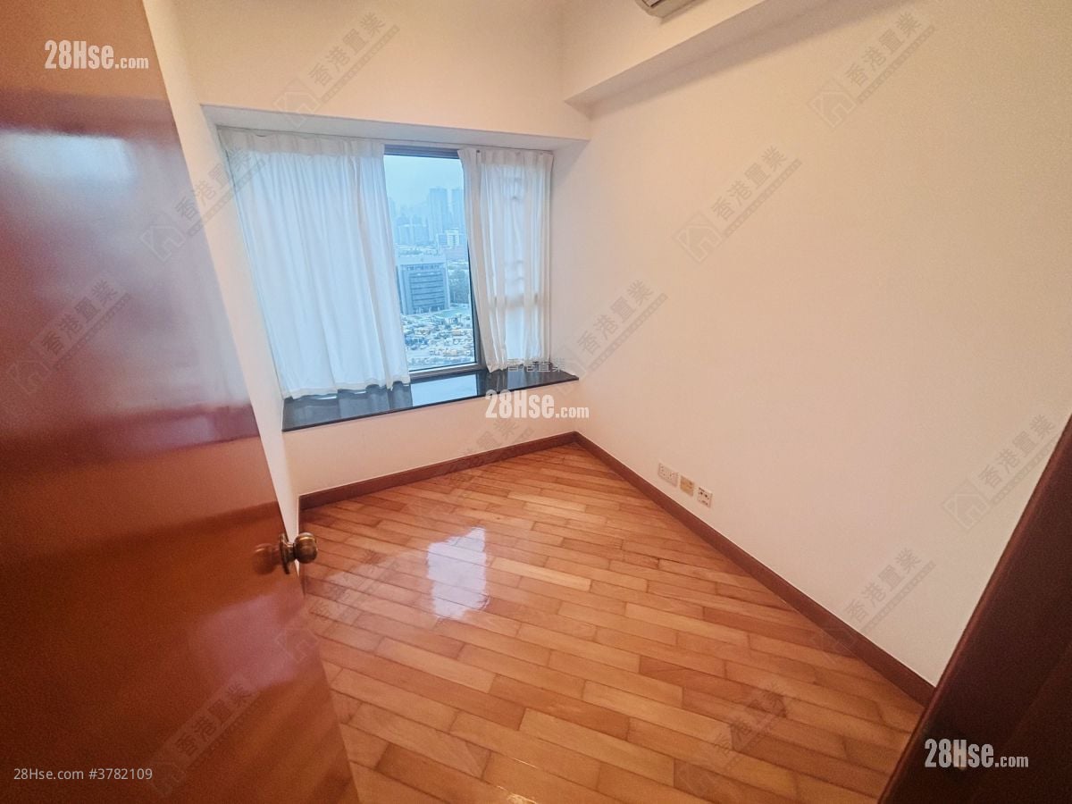 Sorrento Rental 3 Bedrooms , 2 Bathrooms 853 ft²