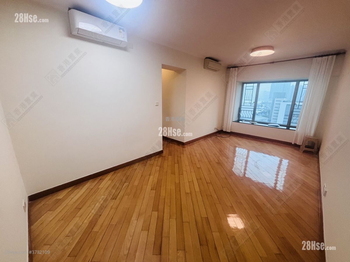 Sorrento Rental 3 Bedrooms , 2 Bathrooms 853 ft²