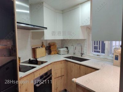 Provident Centre Sell 3 Bedrooms , 2 Bathrooms 843 ft²