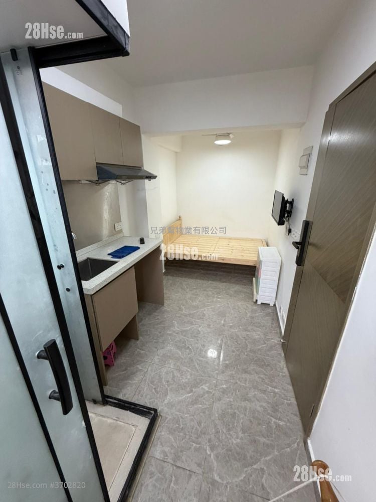 Kam Chung House Rental Studio , 1 Bathroom 100 ft²