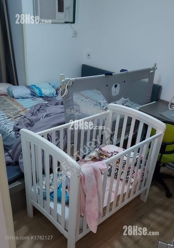 Baycrest Sell 2 Bedrooms , 1 Bathroom 605 ft²