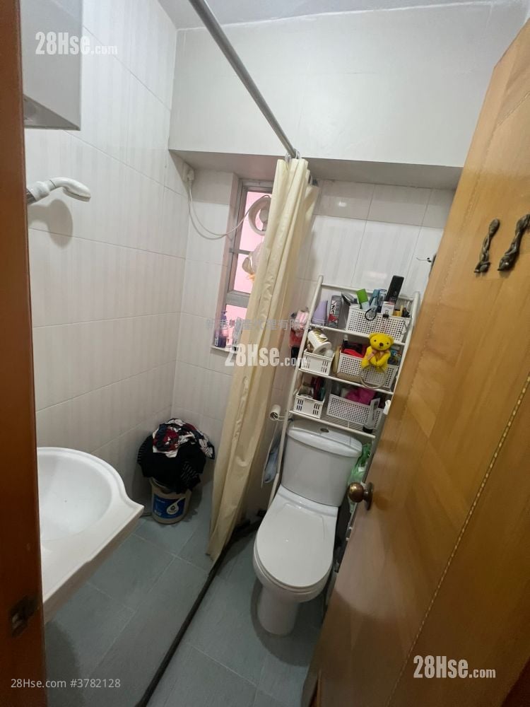 崇仁楼 售盘 2 房 , 1 浴室 443 平方尺