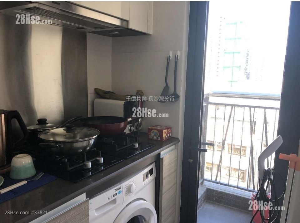 荟悦 售盘 1 房 , 1 浴室 356 平方尺