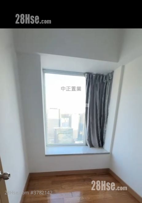 Lions Rise Rental 4 Bedrooms , 3 Bathrooms 946 ft²