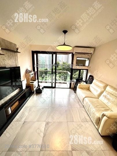 Parc Royale Sell 3 Bedrooms 942 ft²