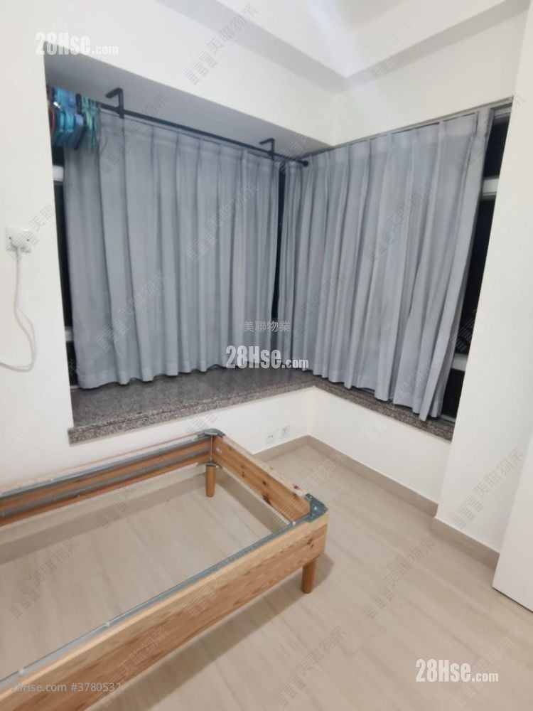 花都广场 售盘 2 房 413 平方尺