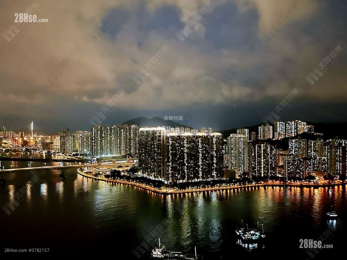 Ocean Pride Sell 4 Bedrooms , 4 Bathrooms 1,163 ft²