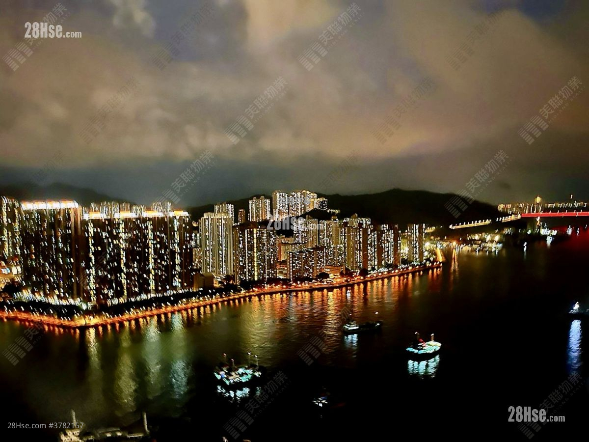 Ocean Pride Sell 4 Bedrooms , 4 Bathrooms 1,163 ft²