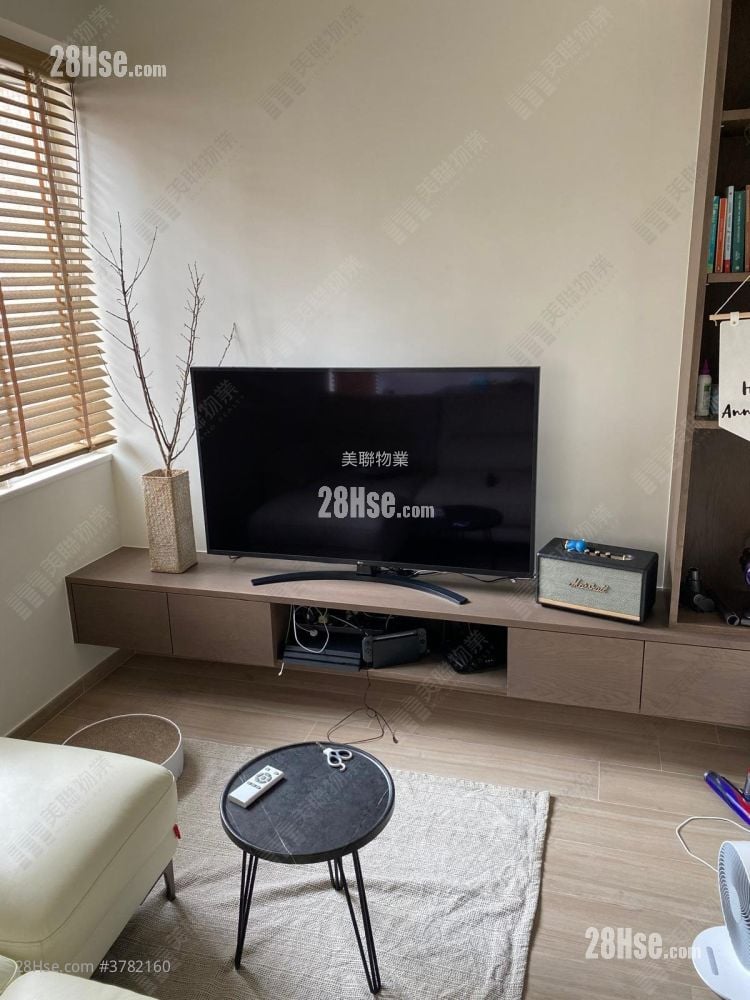 Bauhinia Garden Sell 2 Bedrooms 427 ft²