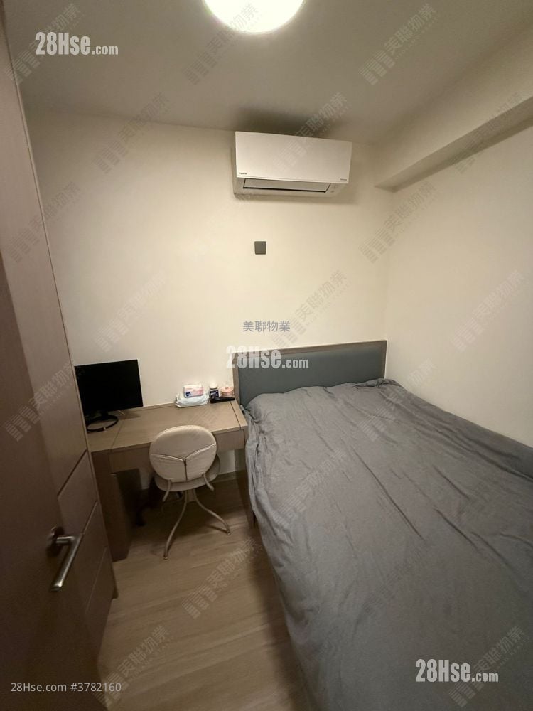 Bauhinia Garden Sell 2 Bedrooms 427 ft²