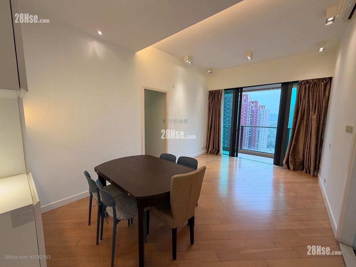 Yoho Midtown Sell 3 Bedrooms 880 ft²