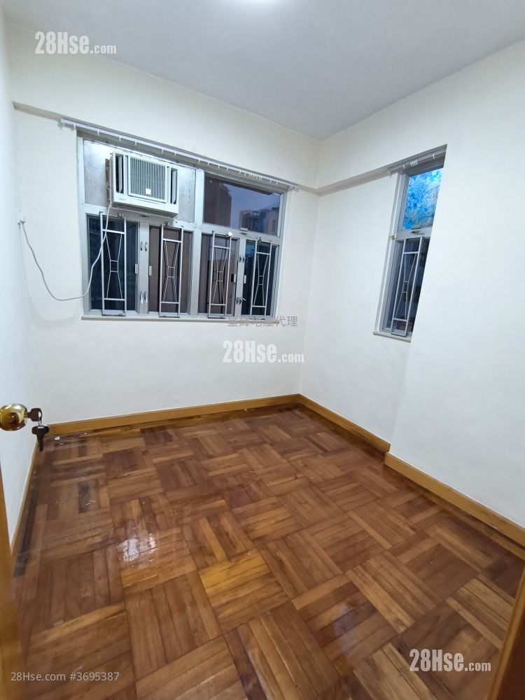 Tsuen Lok Building Rental 2 Bedrooms , 1 Bathroom 459 ft²