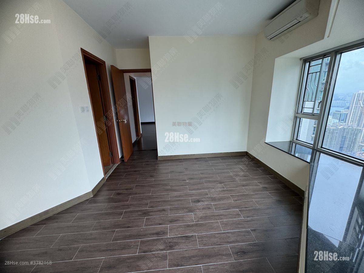 Sorrento Sell 2 Bedrooms 633 ft²