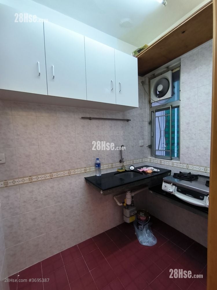 Tsuen Lok Building Rental 2 Bedrooms , 1 Bathroom 459 ft²