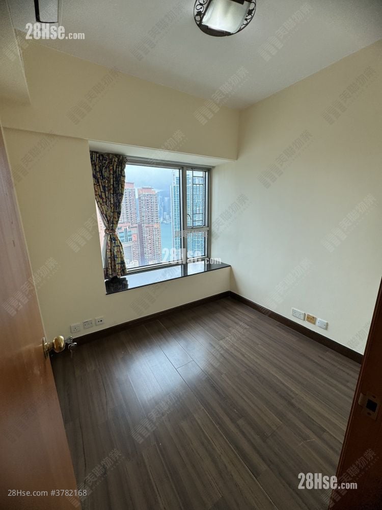 Sorrento Sell 2 Bedrooms 633 ft²