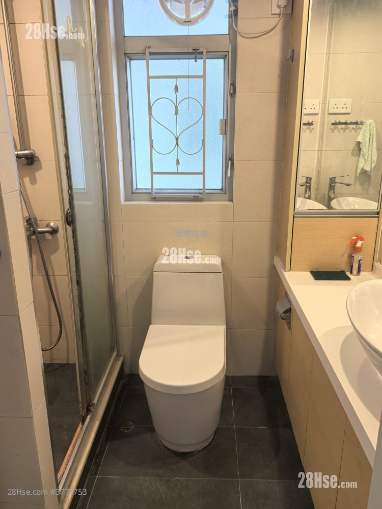 City Garden Sell 3 Bedrooms , 1 Bathroom 568 ft²