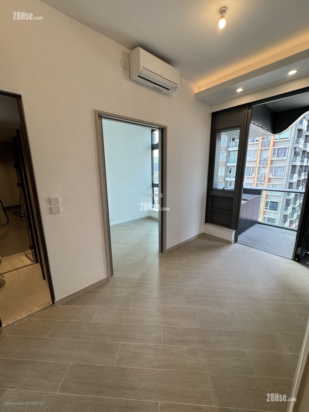 晓柏峰 售盘 1 房 , 1 浴室 305 平方尺