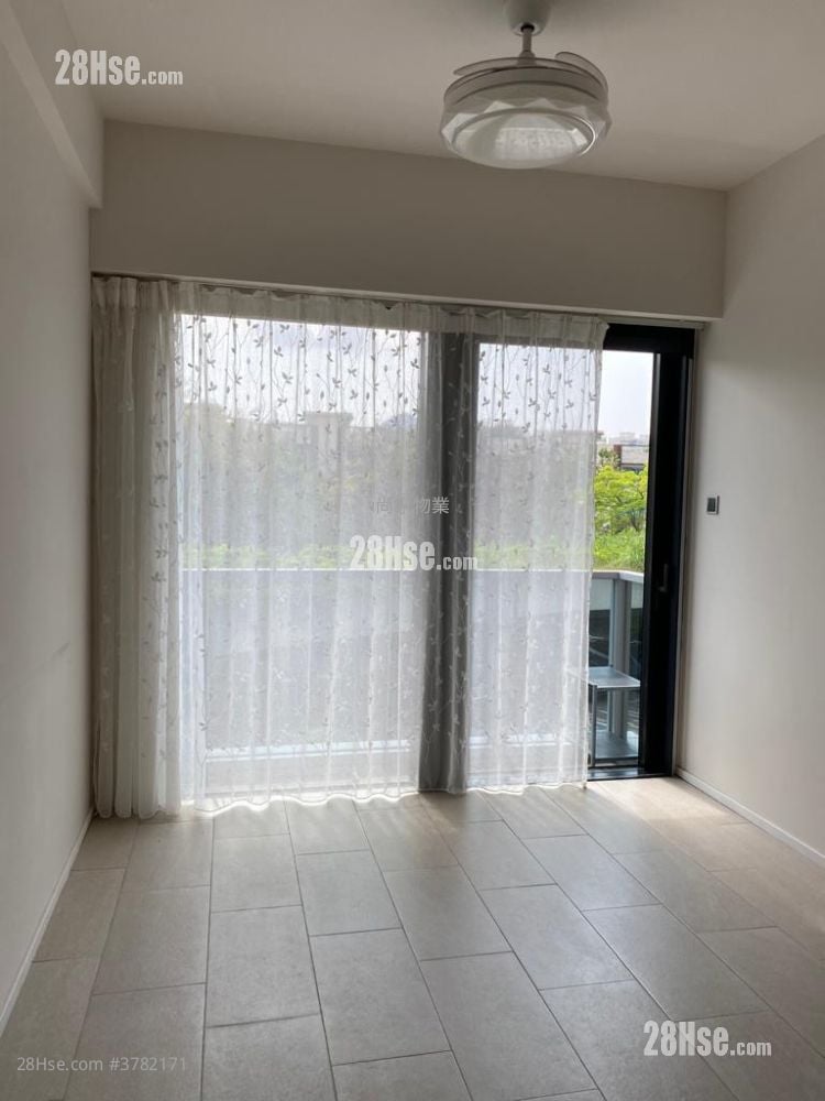 柏逸 售盘 3 房 , 2 浴室 635 平方尺