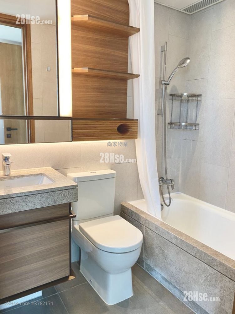 柏逸 售盘 3 房 , 2 浴室 635 平方尺