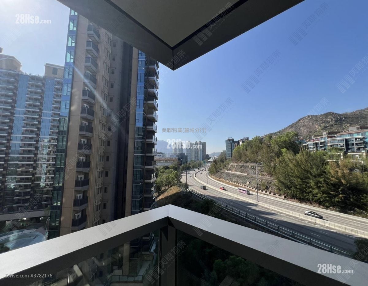 Gold Coast Bay Sell 1 Bedroom , 1 Bathroom 312 ft²