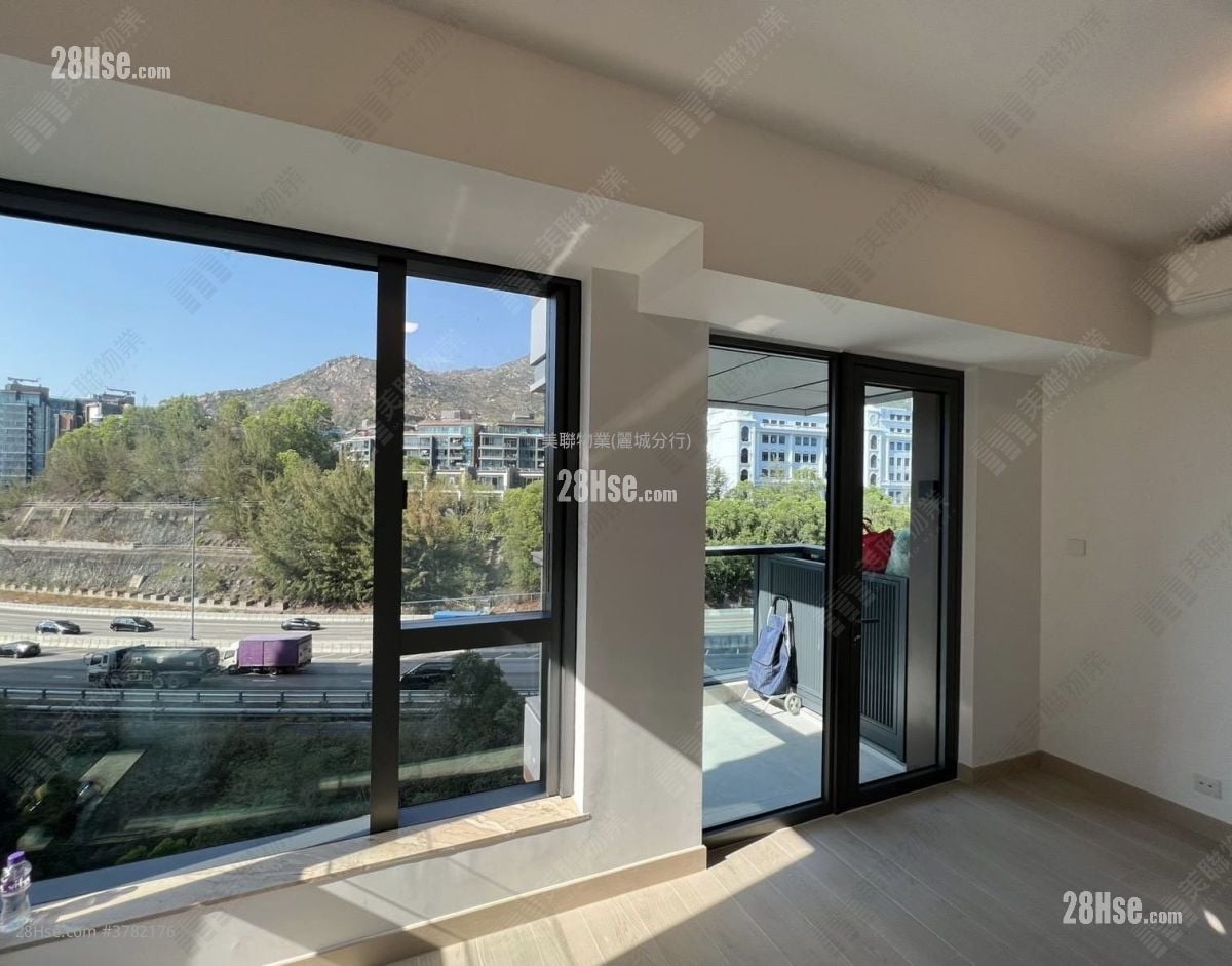 Gold Coast Bay Sell 1 Bedroom , 1 Bathroom 312 ft²